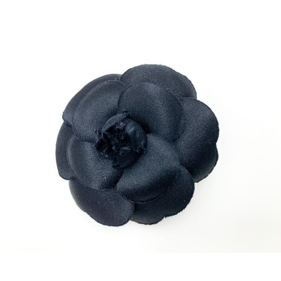 CHANEL カメリア コサージュ ブローチ シャネル レザー ブラック ミニ CHANEL シャネル 黒 ブラック 花モチーフ カメリア コサージュ