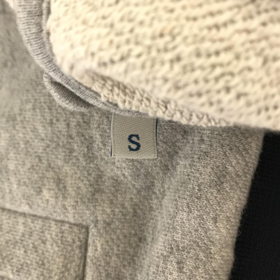MONCLER モンクレール MAGLIA CARDIGAN グレー 長袖 パーカー MONCLER モンクレール MAGLIA CARDIGAN グレー 長袖 パーカー