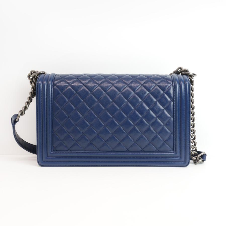 CHANEL（シャネル） ボーイシャネル ネイビー SV マトラッセ チェーン