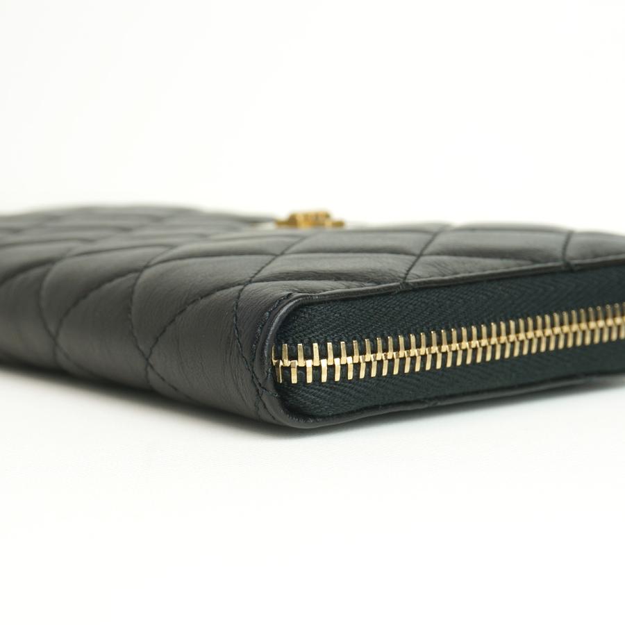CHANEL（シャネル） 2.55 マトラッセ ラウンドファスナー長財布 黒×GP