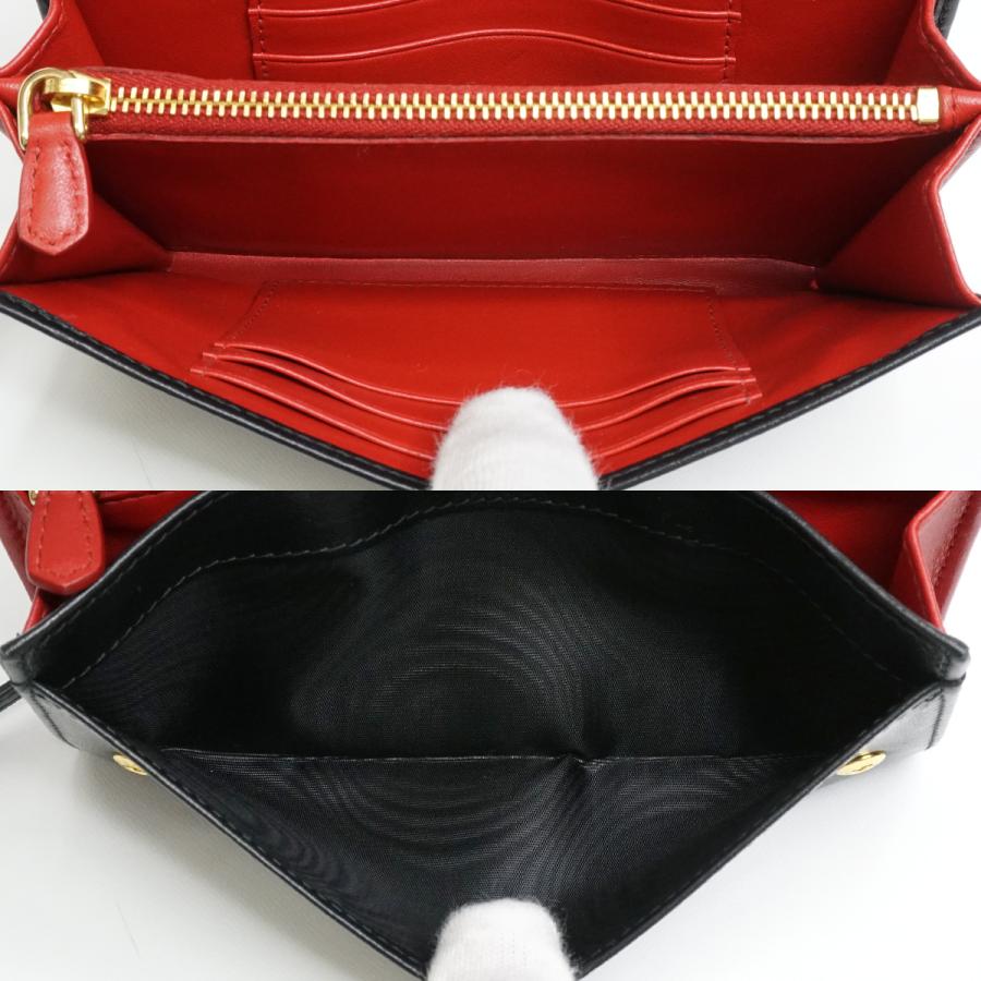 PRADA（プラダ） ソフトカーフ ショルダーウォレット 斜め掛け長財布