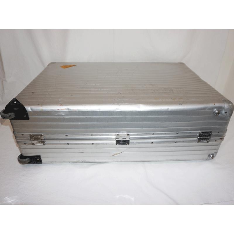 年季充分ボコボコ系】リモワ RIMOWA アルミトランクケース 年季充分ボコボコ系】リモワ RIMOWA アルミトランクケース