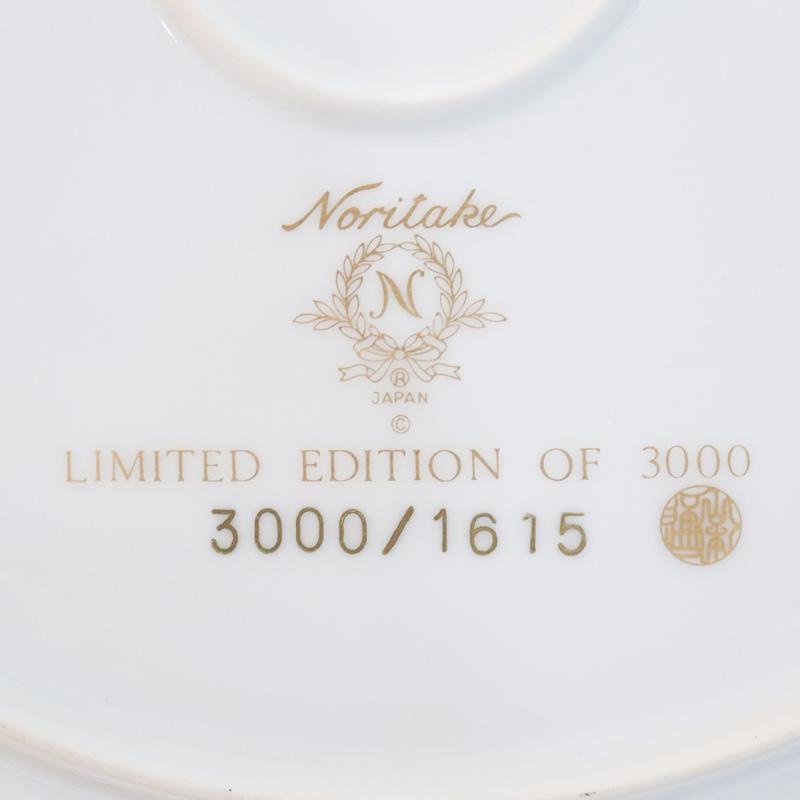 希少 限定3000枚 Noritake ノリタケ 1980年 紀年額皿 イヤリープレート 花蝶図 蝶 菖蒲 あやめ 大皿 飾皿 共箱付 保管品 送料無料！の画像