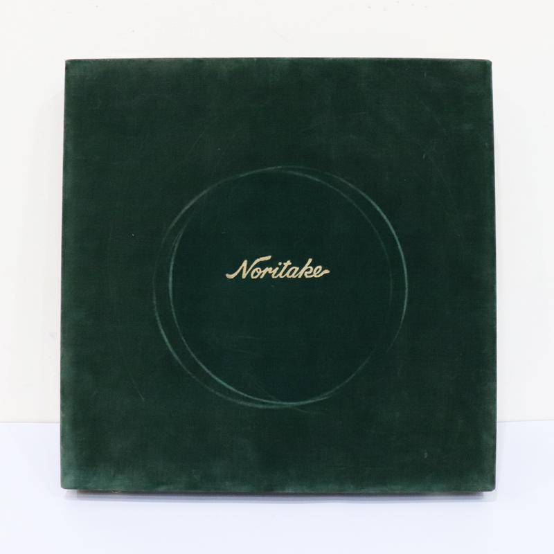 希少 限定3000枚 Noritake ノリタケ 1980年 紀年額皿 イヤリープレート 花蝶図 蝶 菖蒲 あやめ 大皿 飾皿 共箱付 保管品 送料無料！の画像