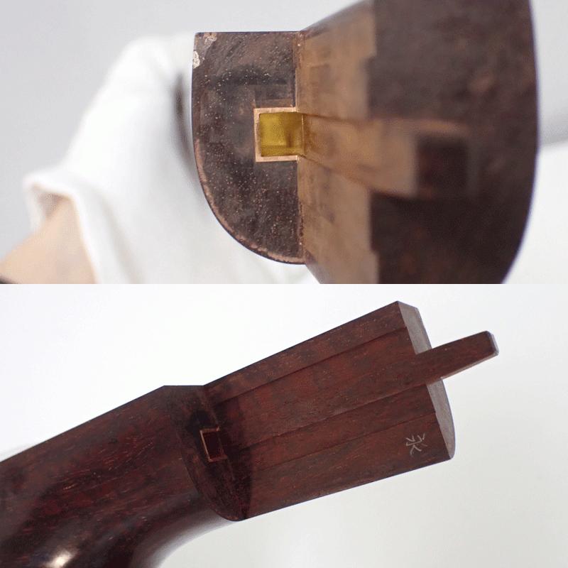 高級三味線　太棹　紅木東さわりk9刻印　金細　二本溝　子持綾杉胴　ケース付 三味線 K9糸巻 紅木 二本溝 トチ目 子持綾杉彫胴 太棹 中古美品 東