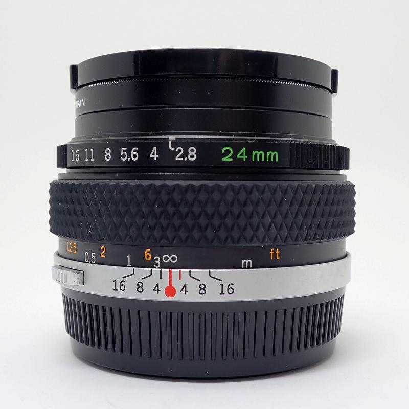 Objectif Olympus OM H.Zuiko Auto-W 24mm F2.8 - Grand Angle Fixe - Très Bon état