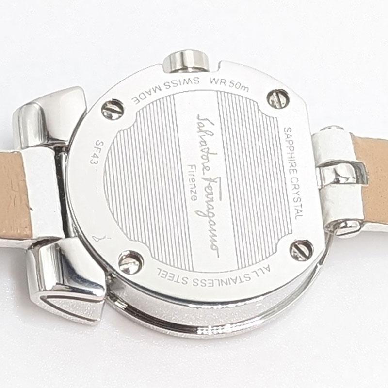 FERRAGAMO（フェラガモ） 【美品】フェラガモ 時計 レディース スイス