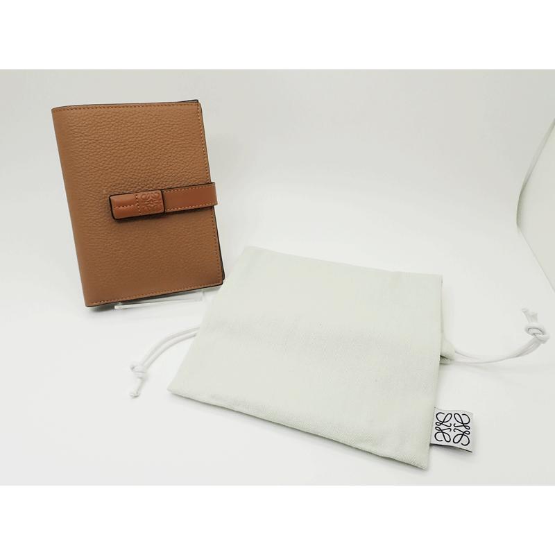 未使用保管品】ロエベ (LOEWE)バーティカル ウォレット 財布 未使用保管品】ロエベ (LOEWE)バーティカル ウォレット 財布