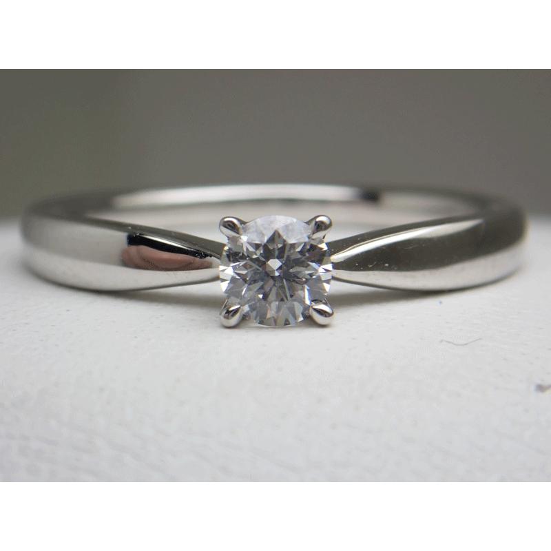 4℃ ヨンドシー PT950 プラチナ ダイヤモンド リング 0.207ct E