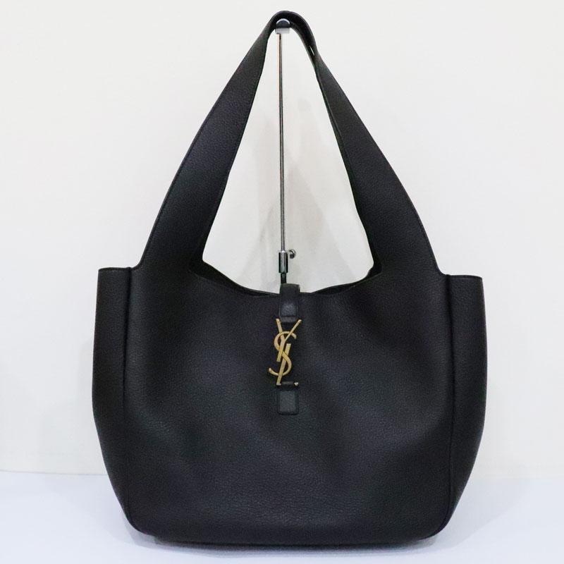 Yves Saint Laurent（イヴ・サンローラン） パリ YVES SAINT LAURENT
