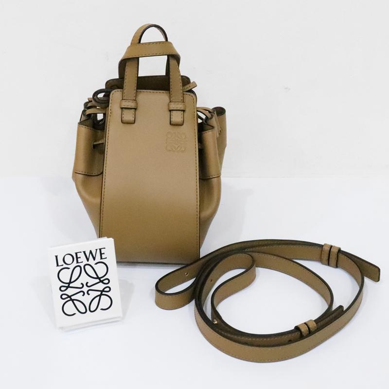 LOEWE（ロエベ） ハンモック ドローストリングミニ 314.30.V07 サンド