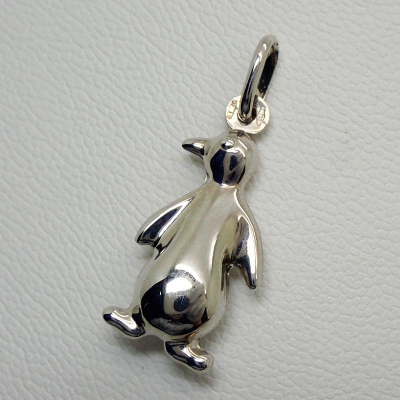 UNOAERRE（ウノアエレ） WG Ag 750刻印 ペンギンデザイン ペンダント 