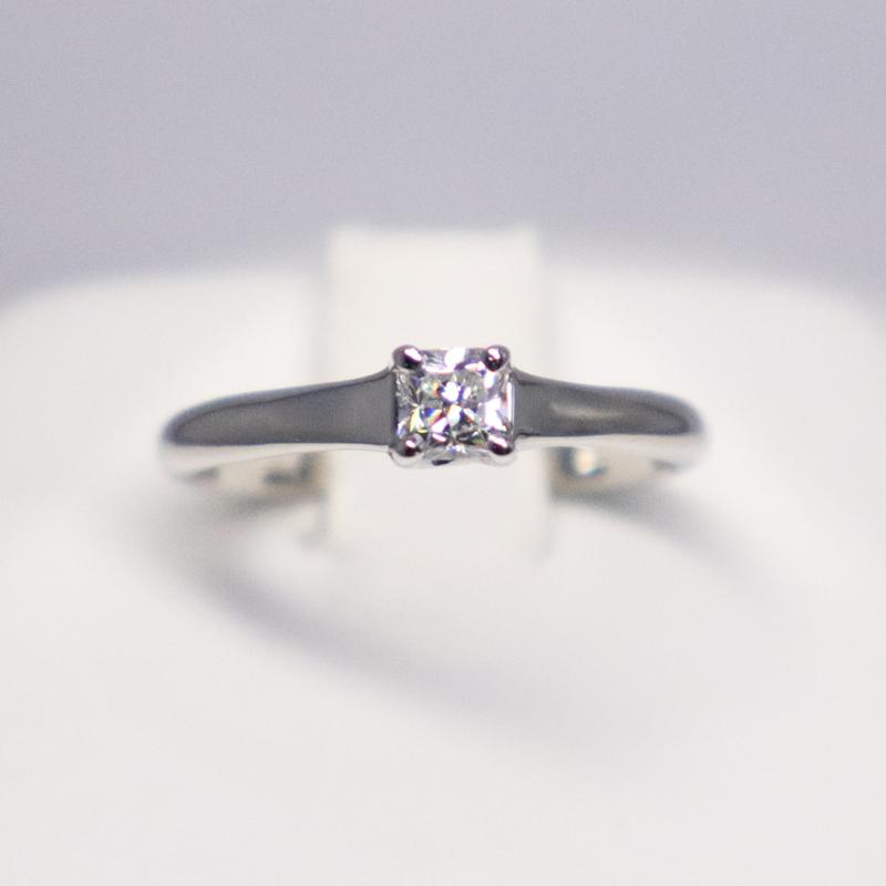 TIFFANY&Co.（ティファニー） Tiffany&co. Lucida ルシダ Pt950 ダイヤ