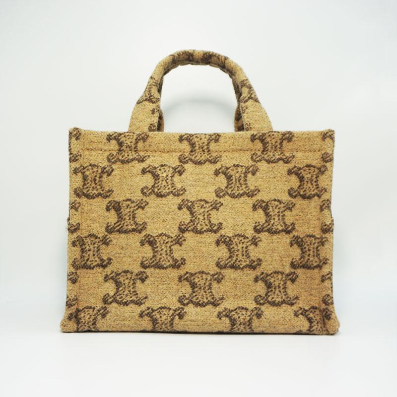 新品同様!セリーヌ CELINE スモール カバ タイス トリオンフ 新品同様!セリーヌ CELINE スモール カバ タイス トリオンフ