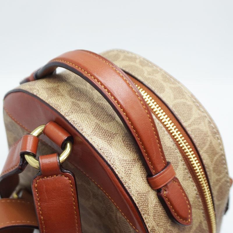 COACH（コーチ） 【新品同様】COACH シグネチャーリュック サック