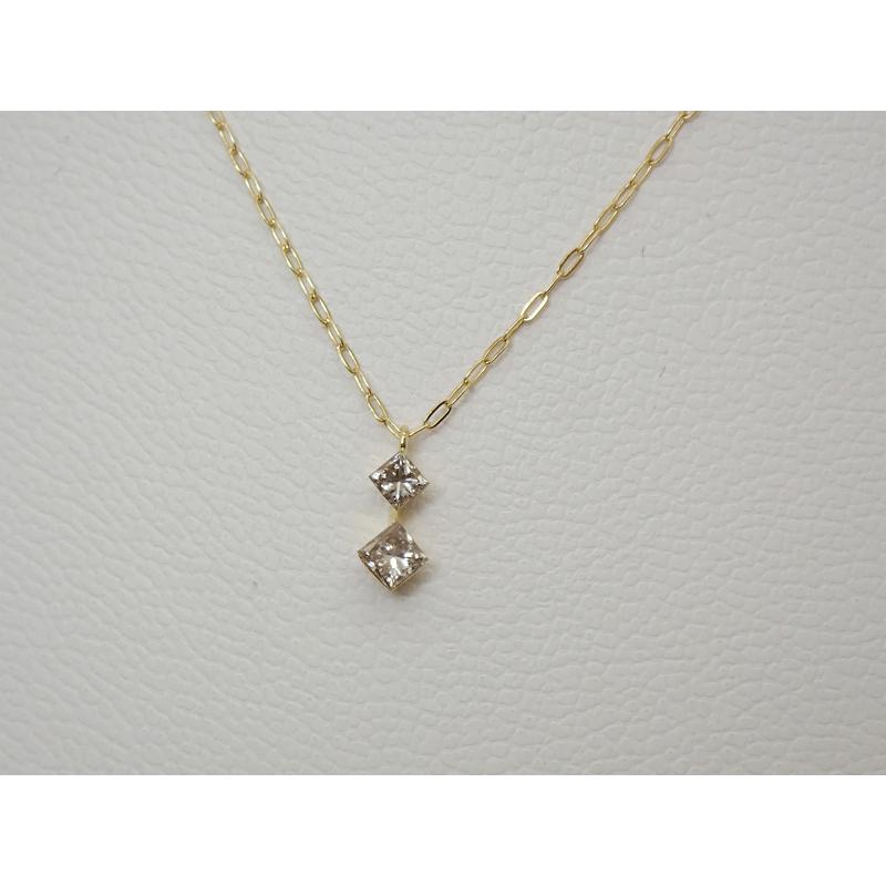 3月セール中【美品】agete k18ネックレス ダイヤ　プリンセス agete アガット K18 プリンセスダイヤ 0.15ct ネックレス 2016年冬限定