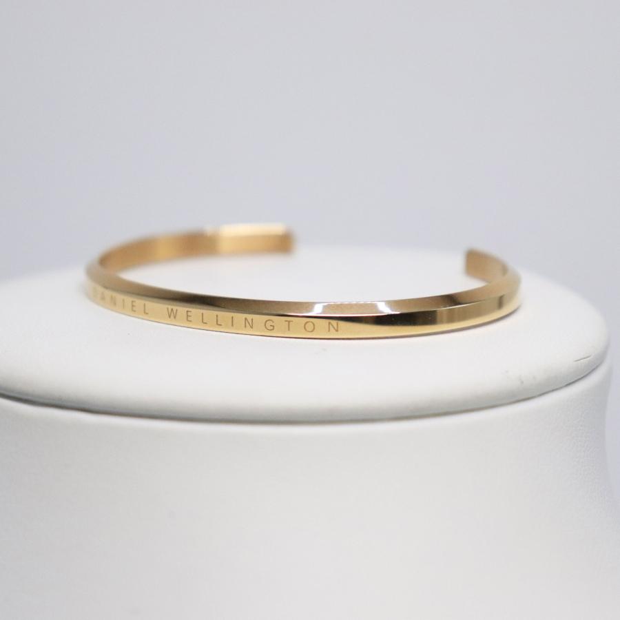 Daniel Wellington（ダニエルウェリントン） ゴールドカラー バングル 