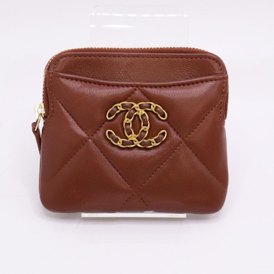 CHANEL ブラウンレザー コインケース CHANEL 19 シャネル19 ジップコインパース ココマーク ラムスキン
