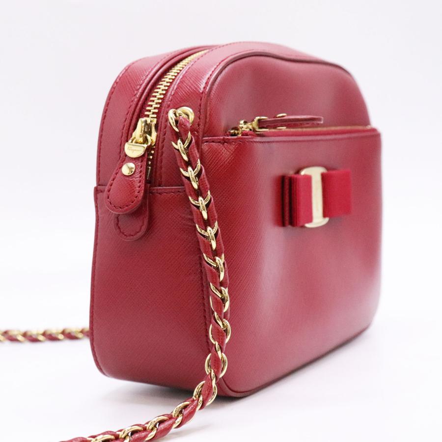 Salvatore Ferragamo ショルダーバッグ ヴァラリボン チェーン FERRAGAMO（フェラガモ） 未使用 Salvatore Ferragamo ヴァラ リボン