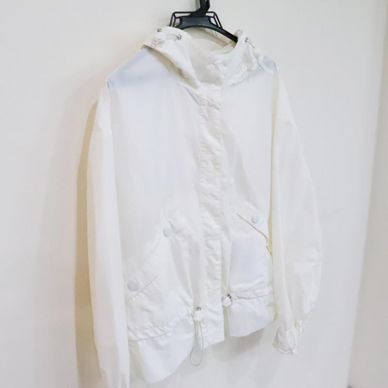 MONCLER（モンクレール） ナイロンジャケット ブルゾン フーディ