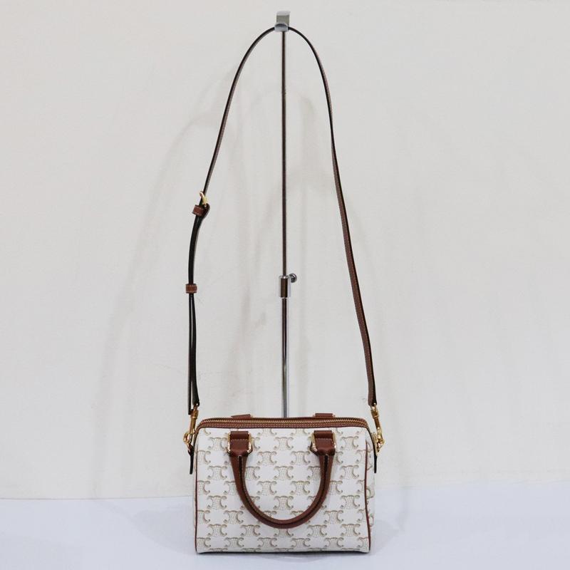 TRIOMPHE 【新品同様】CELINE セリーヌ スモールボストン トリオンフ