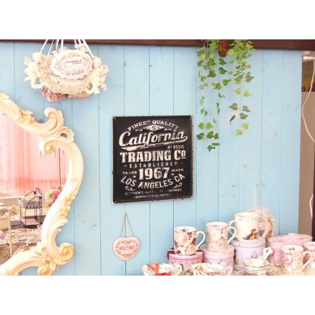 アンティークなカフェ風ブリキの看板！デザインボードメタル M