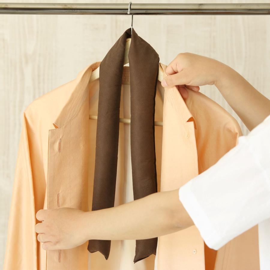 隙間風と結露を防ぐシリカゲルクッション ２本セット 窓 隙間風 シリカゲル B型シリカゲル 結露 除湿剤 フォーラル まるモール 通販 Yahoo ショッピング