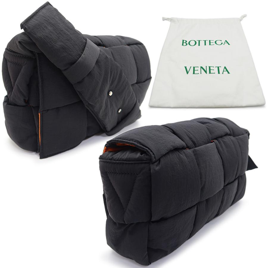 美品　ボッテガヴェネタ　パデッドテック　マキシイントレチャート　ブラック BOTTEGA VENETA（ボッテガ・ヴェネタ） パデッド テック マキシ