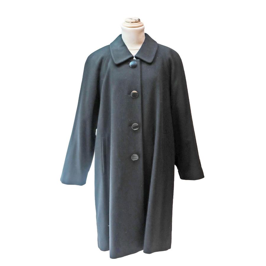 カシミヤコート ブラック 黒 ブラック レディースファッション ミセスのお洋服を中心に展開しております 安心しておめしいただけるお品物をお届けします Out94 Etc カシミヤコート ミディアム丈 ステンカラーコート 9号11号 レディースファッション 日本製 冠婚葬祭