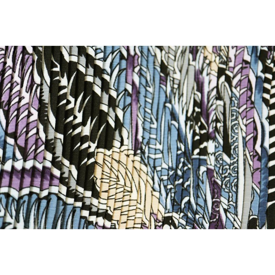 旅行用携帯ワンピース トラベルワンピース プリーツ ポーチ付き フェザー柄 M L ブルー 黒 レディースファッション 旅行 エトワール海渡 P25 Marumi 通販 Yahoo ショッピング