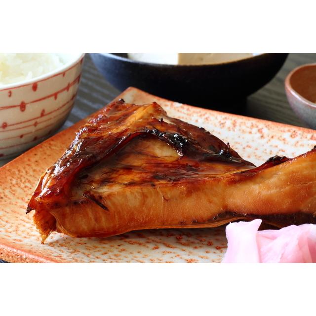 123円 人気の春夏 天然 ぶりカマ 切り身4 5切れ 北海道産 ブリカマ 鰤カマ ぶりかま