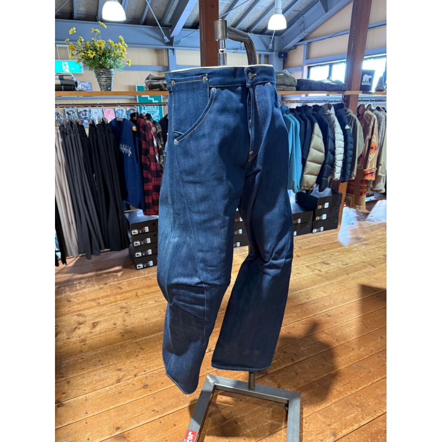 Levi's（リーバイス） / 【ルーズ】ENGINEERED JEANS 00002-0735