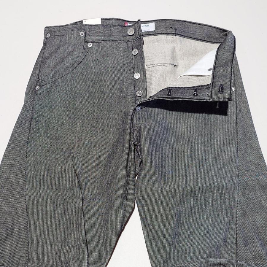 Levi's（リーバイス） / 【ルーズ】ENGINEERED JEANS 00002-0935