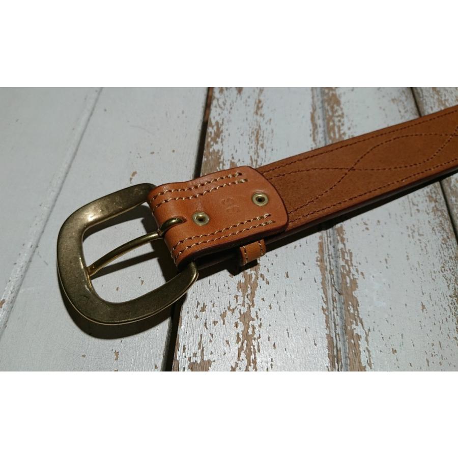 マルニ オリジナル ステッチ入りレザーベルト OGB40003BI (クロ