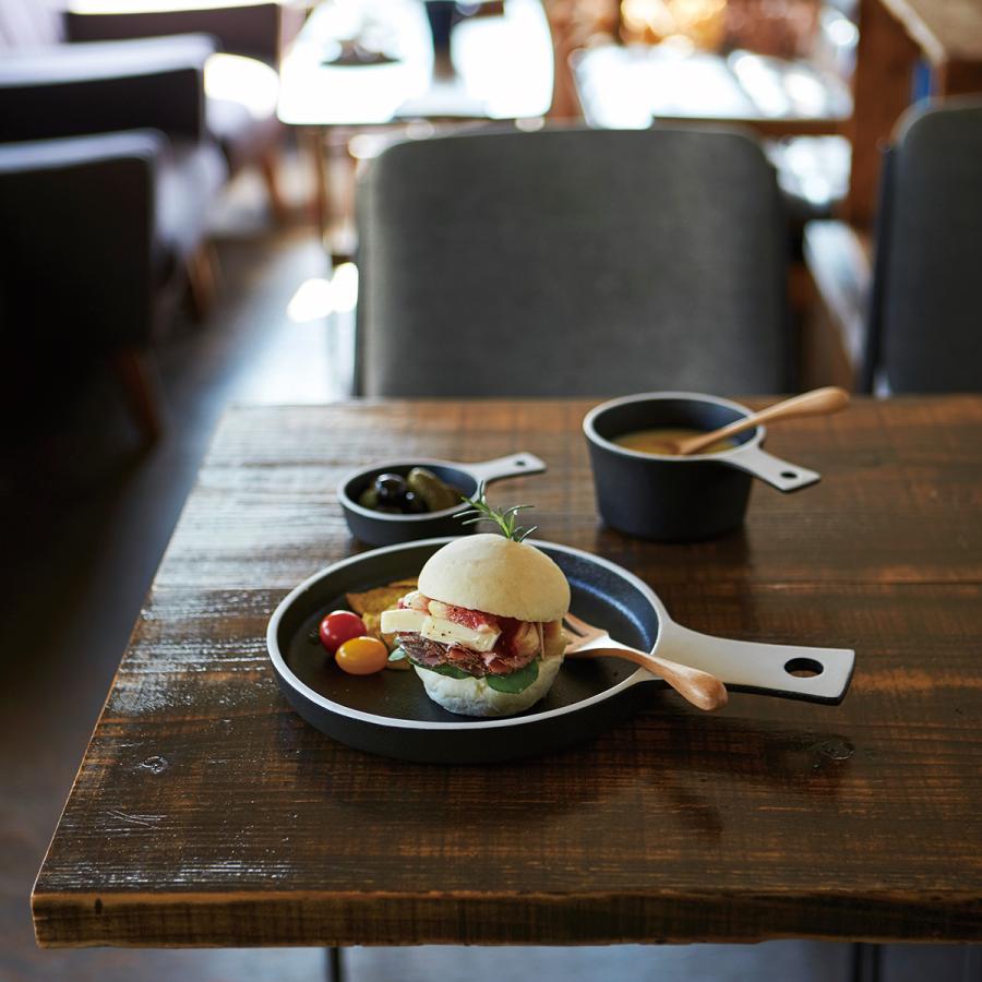 50 Off フライパン プレート9 サイズ約9cm おしゃれ かわいい 可愛い シンプル カフェ 洋食器 洋風 北欧 お皿 T 3579 Fryingpan Plate9 丸利玉樹利喜蔵商店 Yahoo 店 通販 Yahoo ショッピング