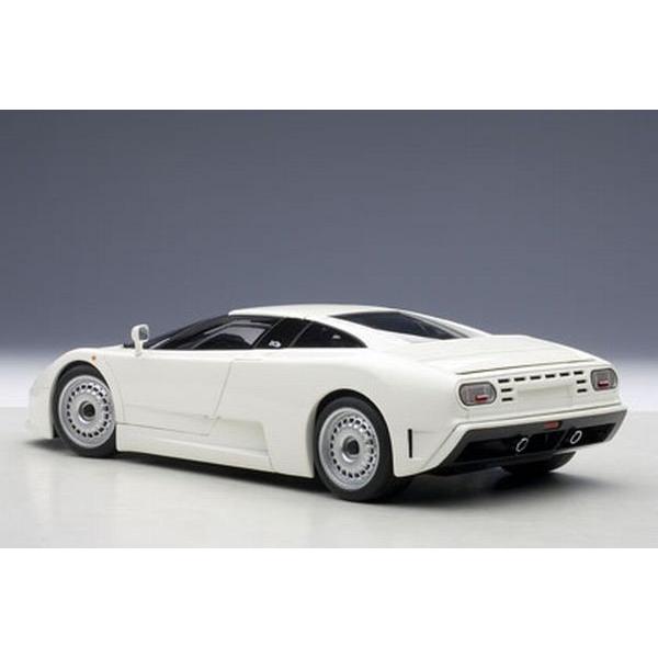 オートアートブガッティ　EB 110 GT ホワイト1:18 オートアートブガッティEB 110 GT ホワイト1:18