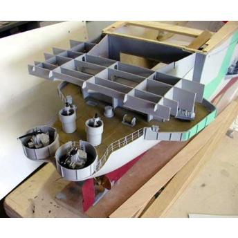 □デーンズマリン□電動ラジコンWWII 英国護衛空母 1/96〔H.M.S.FENCER