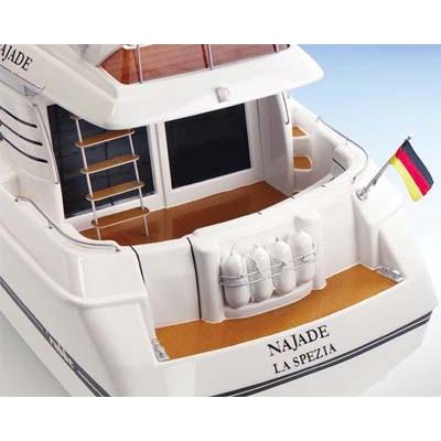 京商 ナジャデ 大型クルーザー krick1160 電動RCボート上級者 京商 ナジャデ 大型クルーザー krick1160 電動RCボート上級者