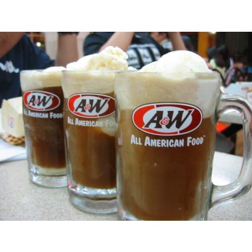 A&Wルートビア48缶セット 沖縄 ご当地ドリンク ジュース 箱買い 炭酸 沖縄土産 アメリカ 爆買の画像