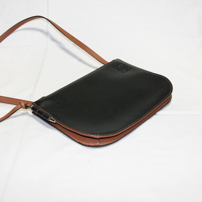 Gate(LOEWE) 【美品】ロエベ ゲート ダブルジップポーチ Gate(LOEWE) 【美品】ロエベ ゲート ダブルジップポーチ