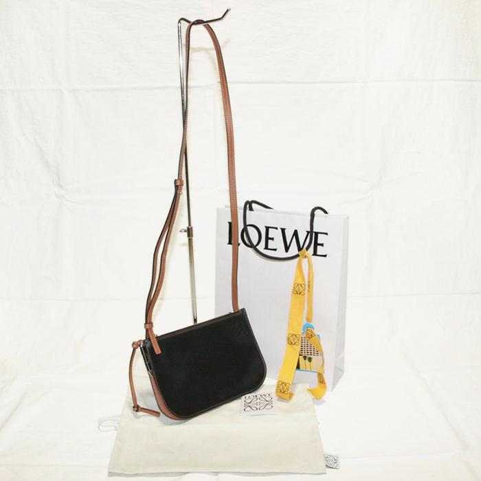 Gate(LOEWE) 【美品】ロエベ ゲート ダブルジップポーチ Gate(LOEWE) 【美品】ロエベ ゲート ダブルジップポーチ