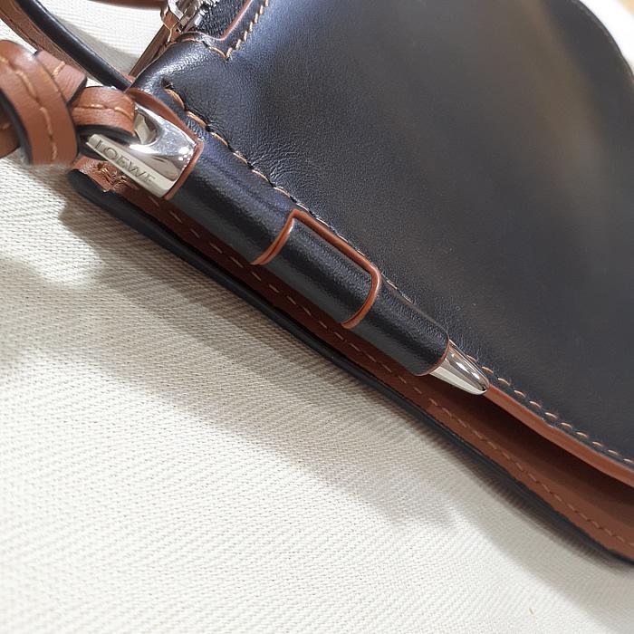Gate(LOEWE) 【美品】ロエベ ゲート ダブルジップポーチ Gate(LOEWE) 【美品】ロエベ ゲート ダブルジップポーチ