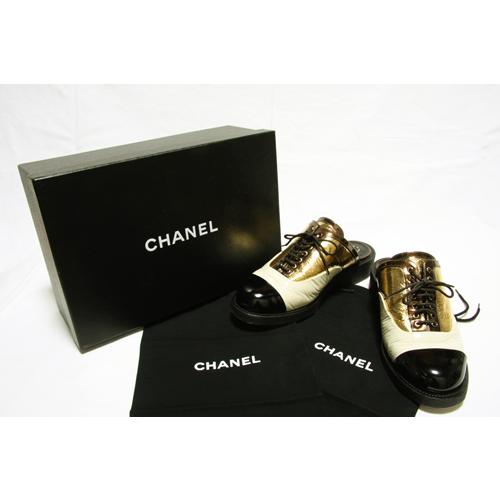 CHANEL (#36 1/2C 日本約23.5cm) シャネル パテントレザー CHANEL (#36 1/2C 日本約23.5cm) シャネル パテントレザー