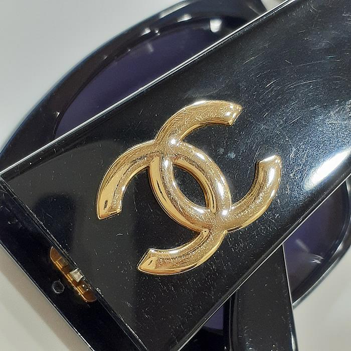 CHANEL シャネル サングラス ブラック系 01451 94305 テンプルに CHANEL シャネル サングラス ブラック系 01451 94305 テンプルに