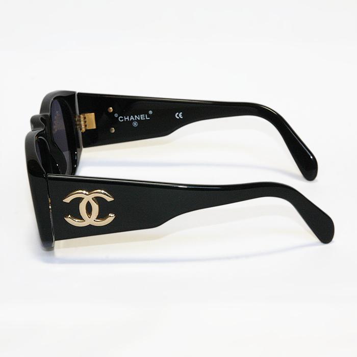 CHANEL シャネル サングラス ブラック系 01451 94305 テンプルに CHANEL シャネル サングラス ブラック系 01451 94305 テンプルに