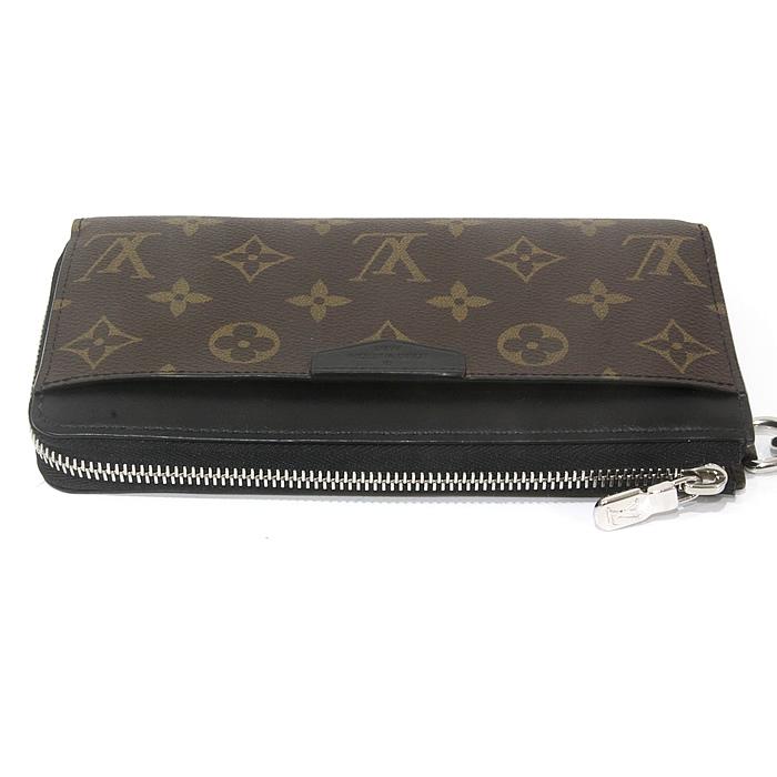 LOUIS VUITTON ルイ・ヴィトン モノグラム・マカサー ジッピー 