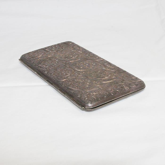 シルバー製 シガレットケース 彫金 SILVER 約185グラム 銀製 シルバー製 シガレットケース 彫金 SILVER 約185グラム 銀製