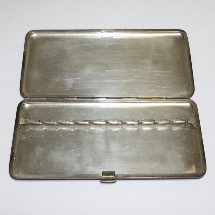シルバー製 シガレットケース 彫金 SILVER 約185グラム 銀製 シルバー製 シガレットケース 彫金 SILVER 約185グラム 銀製
