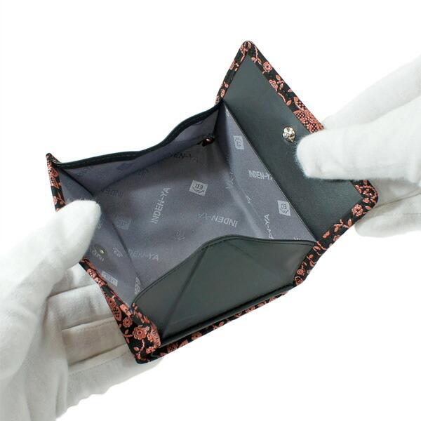 印伝 甲州印伝 印傳屋 上原勇七 財布 二つ折り財布 2215 クレマチス 黒地×黒漆 鹿革 本革 レザー 花柄 ブランド 冬物 冬ギフト クリスマス 贈り物 YM02 印傳屋（INDEN-YA） 印伝 甲州印伝 上原勇七 財布 二つ折り財布 印伝