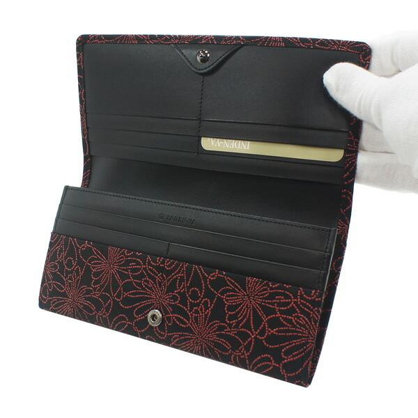 印伝 甲州印伝 印傳屋 上原勇七 財布 長財布 束入れ 2308 線菊小 黒地×赤漆 鹿革 本革 レザー 和柄 ブランド 冬物 冬ギフト クリスマス 贈り物 YM01 印傳屋（INDEN-YA） 印伝 甲州印伝 上原勇七 財布 長財布 印伝財布 束